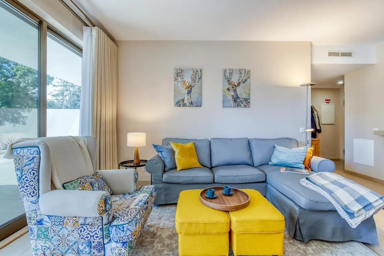 Casa Rosa In Fabulous Portimao Apartment