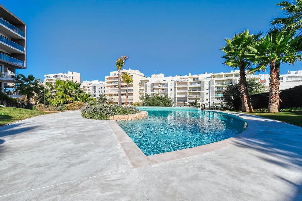 Casa Rosa In Fabulous Portimao Daire Portekiz